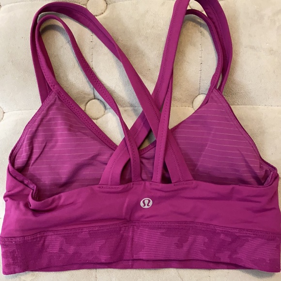 Lululemon sports bra - Picture 2 of 2